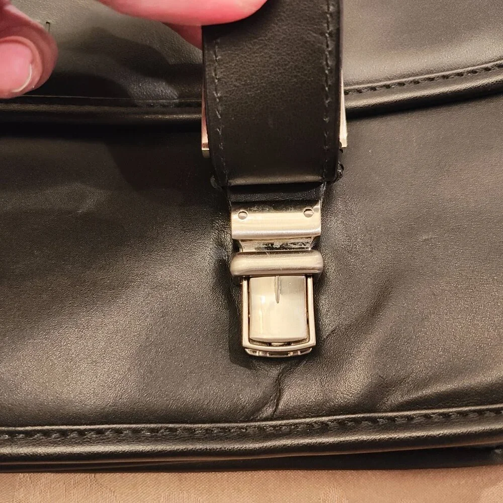 Kenneth Cole Reaction Briefcase 521885, Excellent Used Condition! (EUC) - Picture 8 of 14